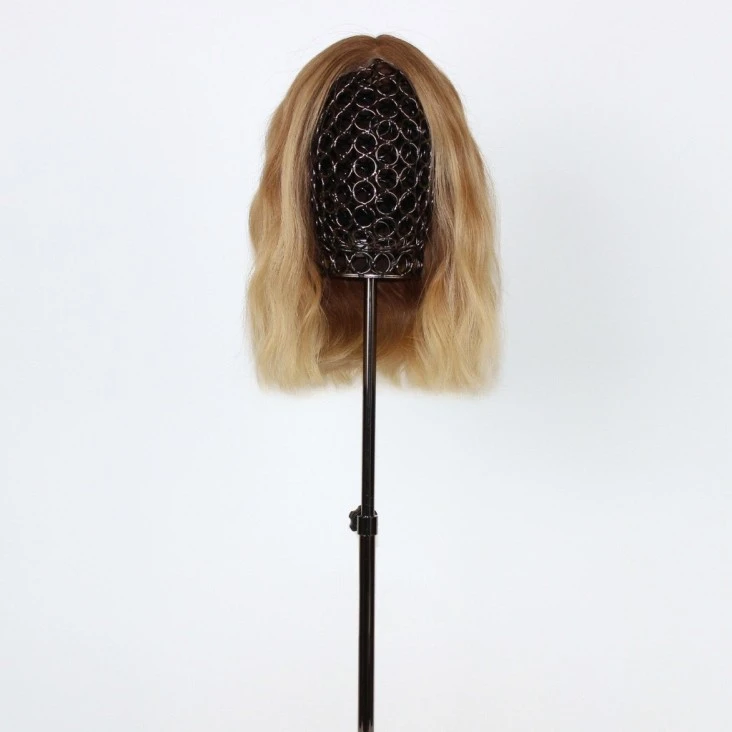 9025-BHBD_Wig_-_Parrucca_Full_Lace_di_capelli_naturali-1.jpg